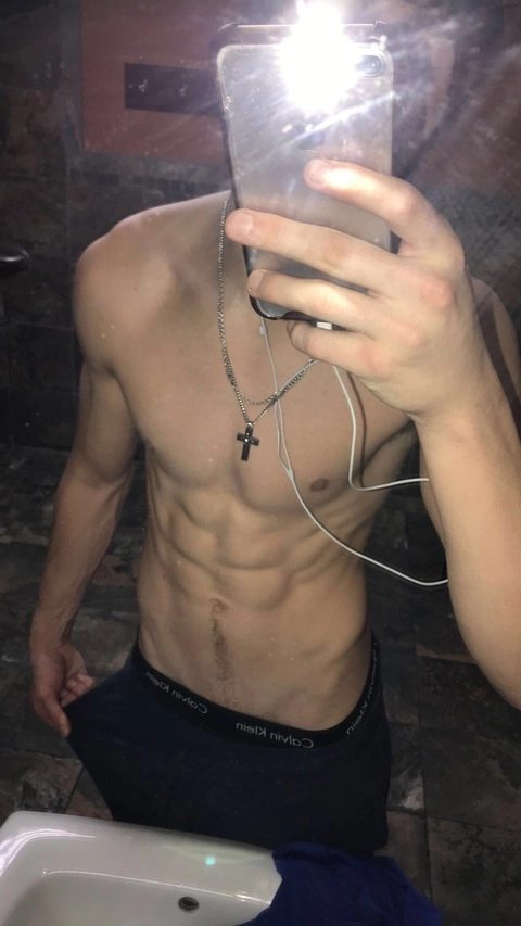 Bradley OnlyFans Picture