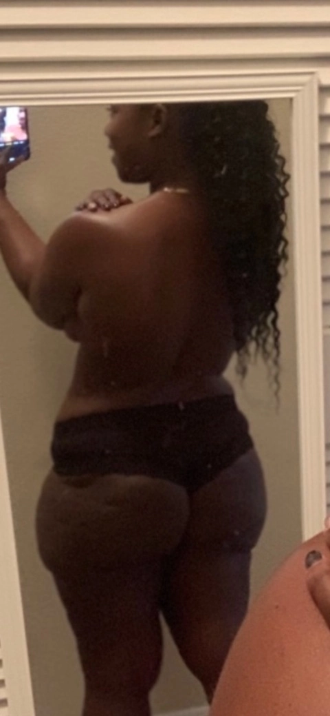 Chocolate kisses OnlyFans Picture