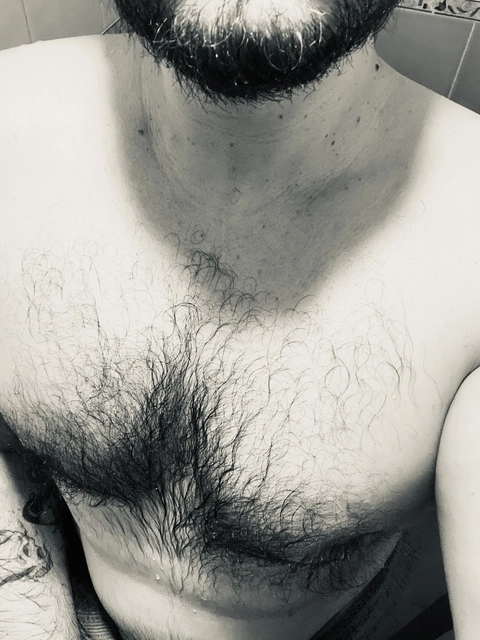 Kinky Bear OnlyFans Picture