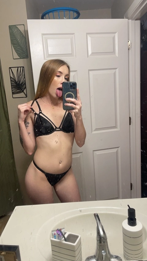 SillySav? OnlyFans Picture