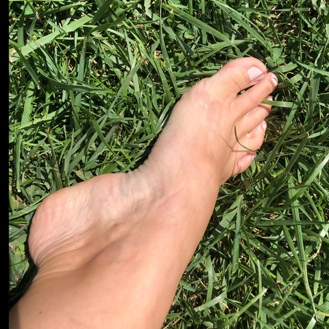 Feet Gurl
