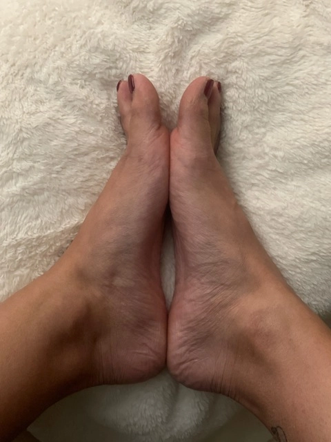 Nathalie’s feet 🦶🏾