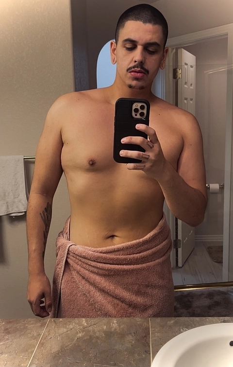 Grandón OnlyFans Picture