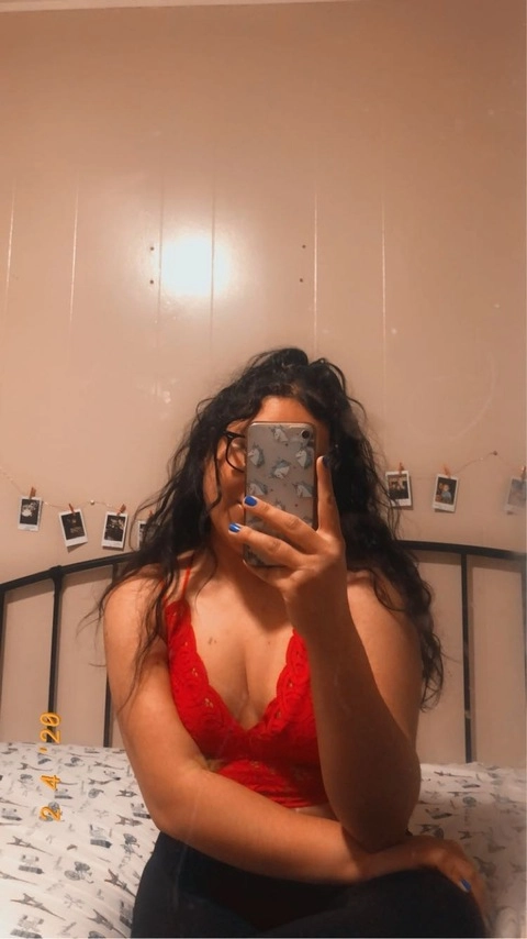 Julia OnlyFans Picture