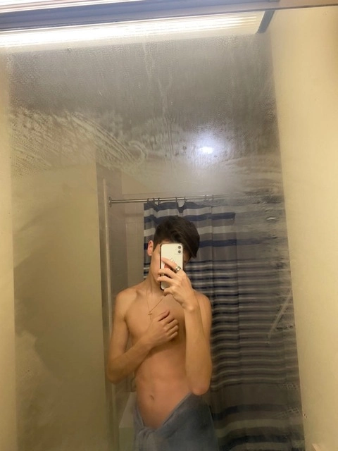 Nate OnlyFans Picture