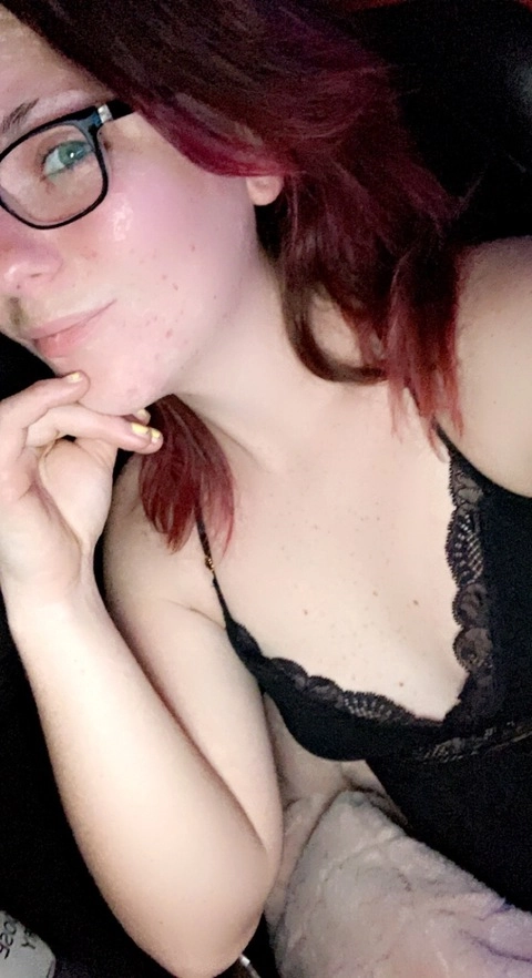 PrincessShitHead OnlyFans Picture