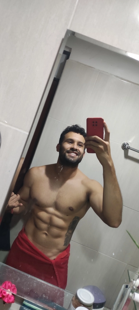 Andrés Mendoza OnlyFans Picture