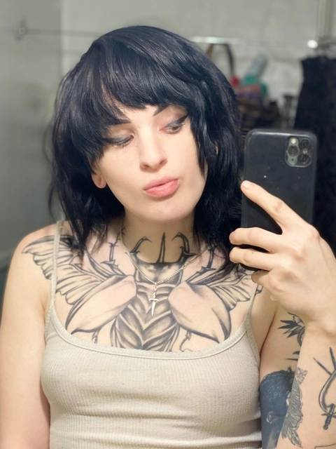 Laika Jane OnlyFans Picture