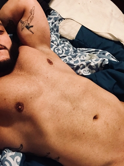 Axel OnlyFans Picture