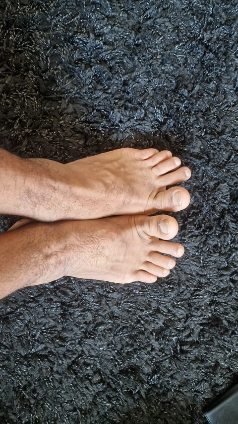Sexy Brown feet