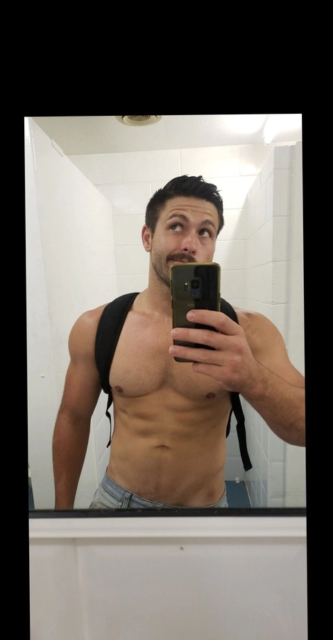 Tyler Wilson OnlyFans Picture