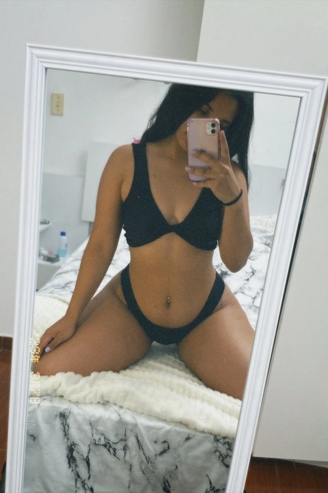 MORENALUNA OnlyFans Picture