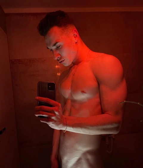 Johnieofficial_🤩🔥 OnlyFans Picture