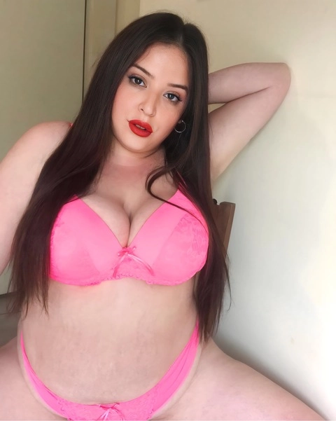 ?​MORENA SIX?​ OnlyFans Picture