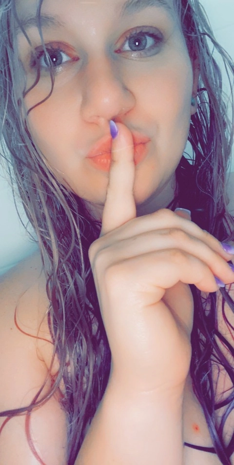 Regan Marie OnlyFans Picture