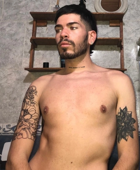 Leand OnlyFans Picture