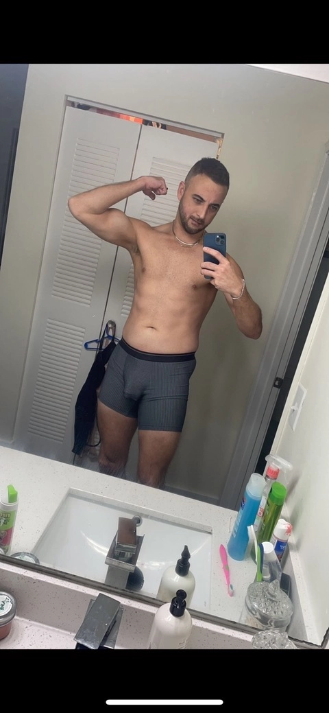 “M” OnlyFans Picture