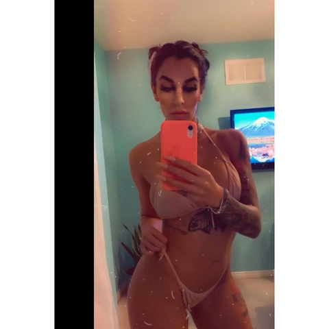 Ariel Moon OnlyFans Picture