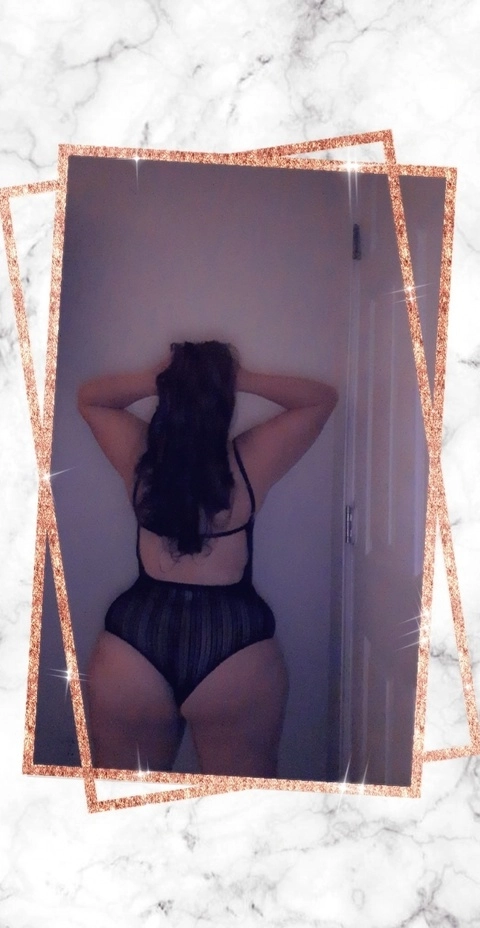 Bootyliciouz69 OnlyFans Picture