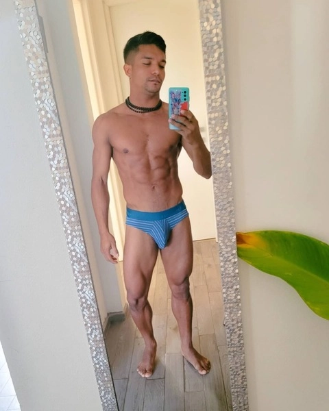 Treb Rivero OnlyFans Picture