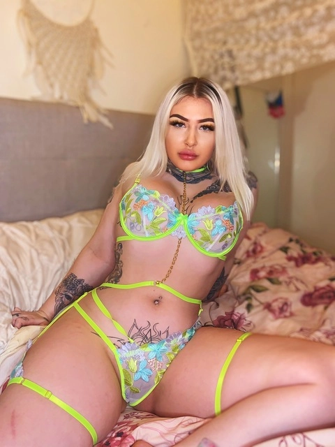Angel OnlyFans Picture