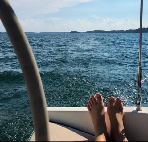 Boats ‘N Toes OnlyFans Picture