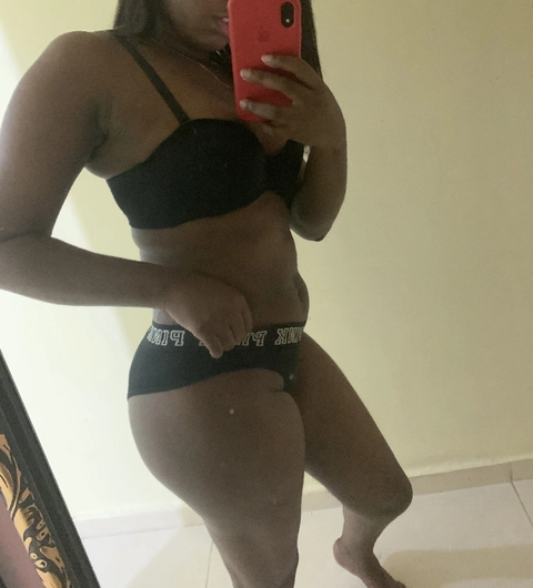 La negra oficial OnlyFans Picture