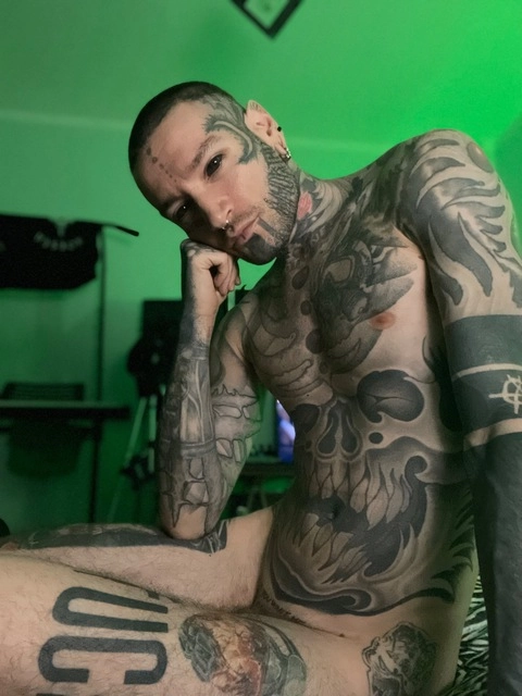 TattooRyan_free OnlyFans Picture