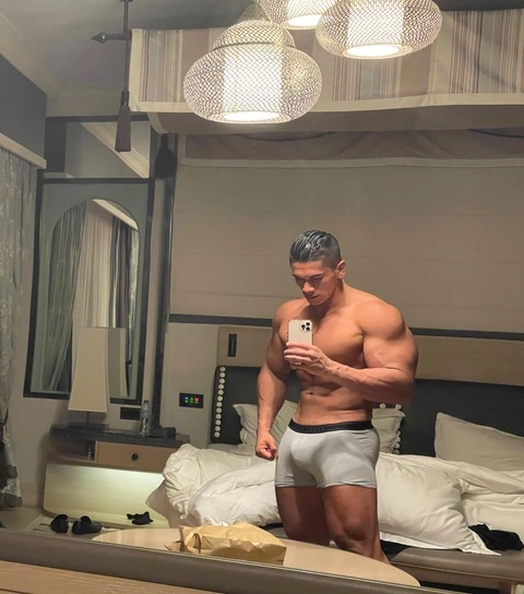 Alejo Máximo OnlyFans Picture