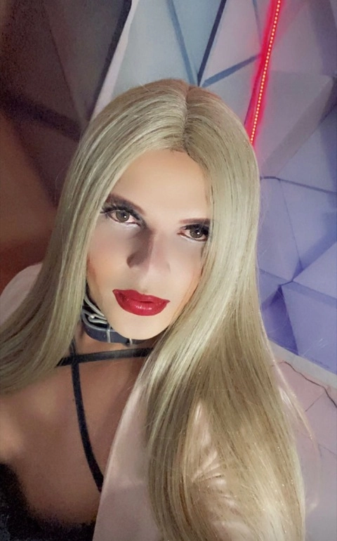 ??Caroline Mistress ?? OnlyFans Picture