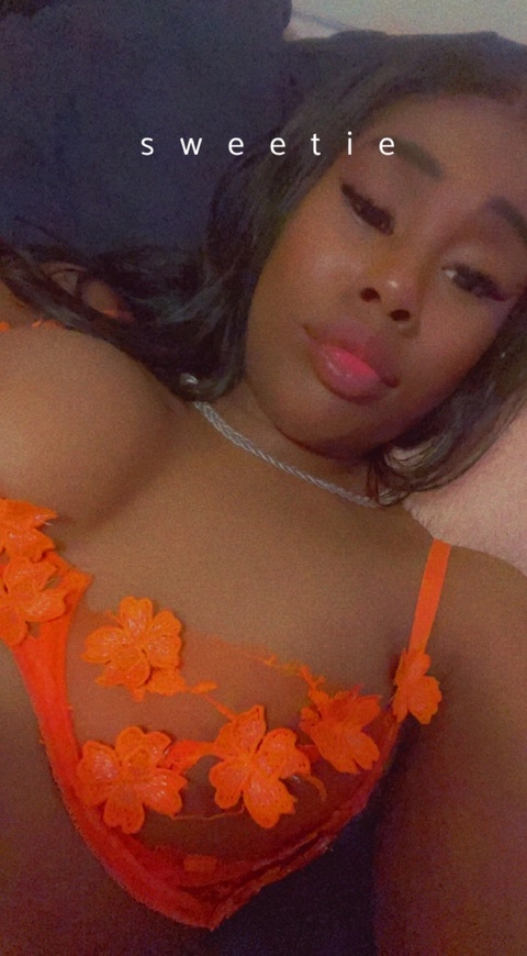 Ebony OnlyFans Picture