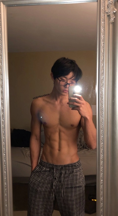 Victor Lin OnlyFans Picture