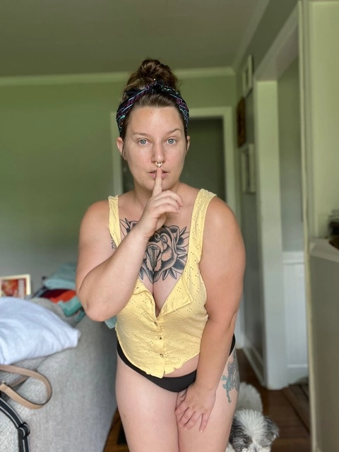 Greta Pearl OnlyFans Picture