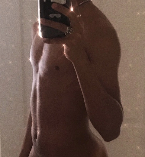 Keanu OnlyFans Picture