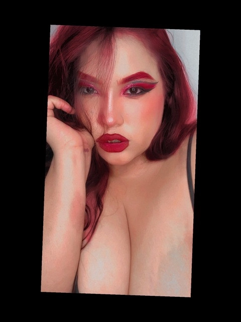Artemis Bitch69 OnlyFans Picture