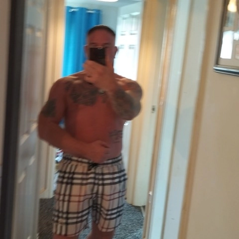 Fit bi guy bazza OnlyFans Picture