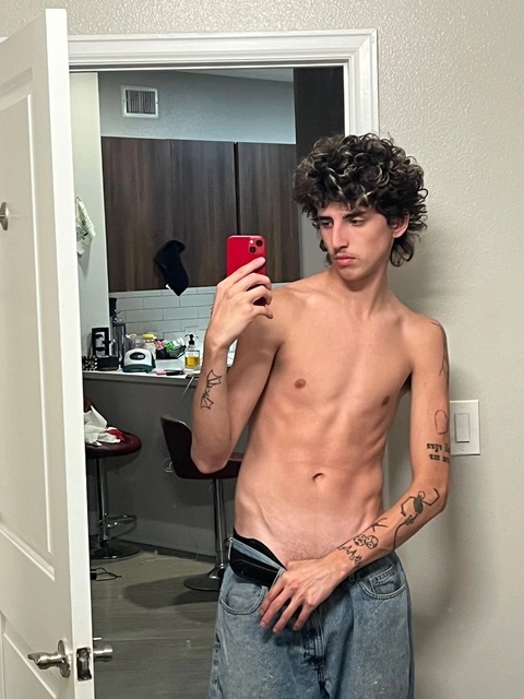 Dylan OnlyFans Picture