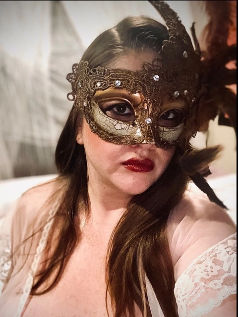 Masquerade Maeve OnlyFans Picture