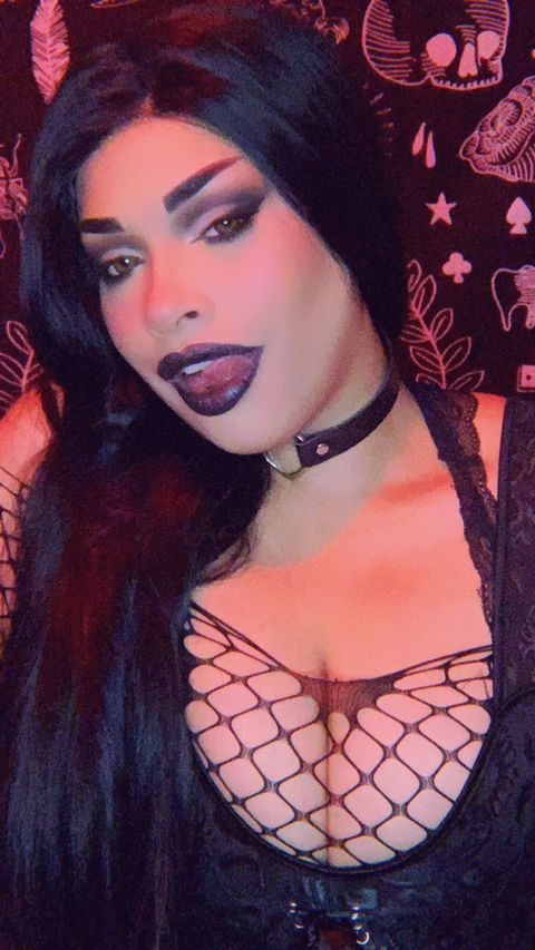 Moxxi Mae OnlyFans Picture