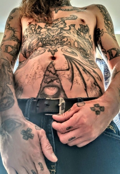 ☠️ Adam ☠️ OnlyFans Picture