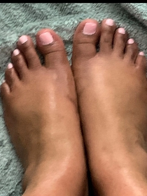 Sweet Scorpio Feet