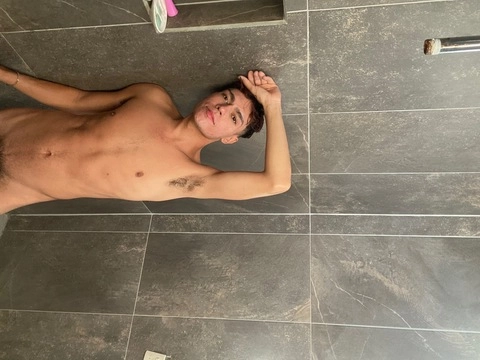 Alex cabrera 🥵 OnlyFans Picture