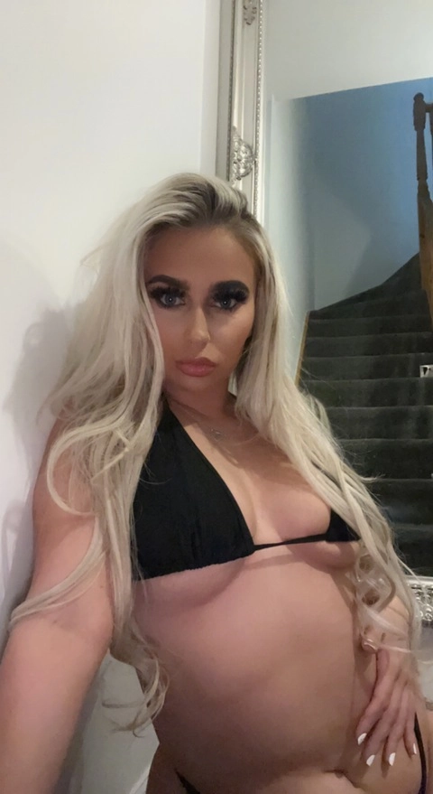 Toni 🥰 OnlyFans Picture