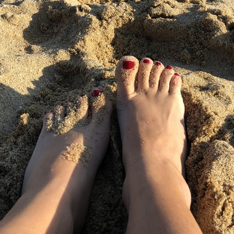 Les pieds de Lola 👠🇫🇷