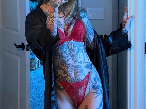 Phoenix Rising OnlyFans Picture