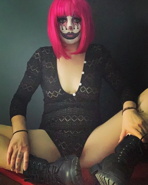 MissFrownyClown OnlyFans Picture