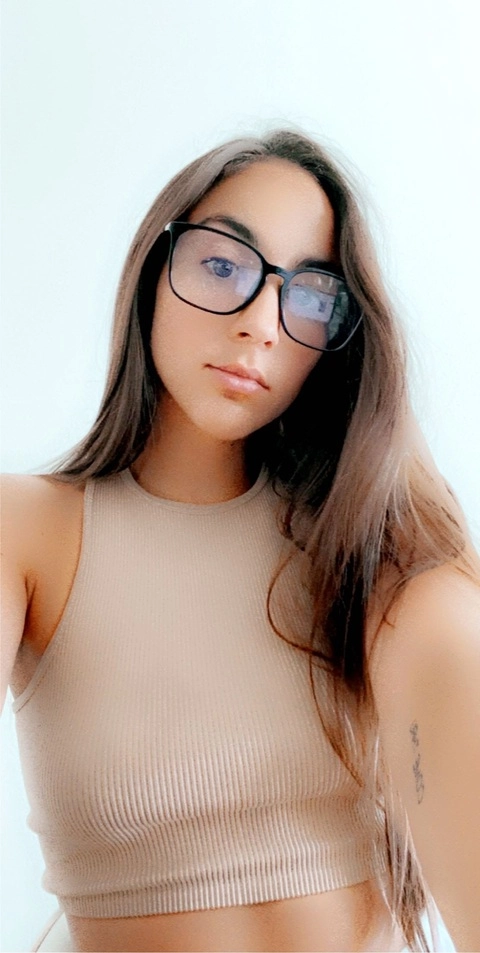 Cami Stoned OnlyFans Picture