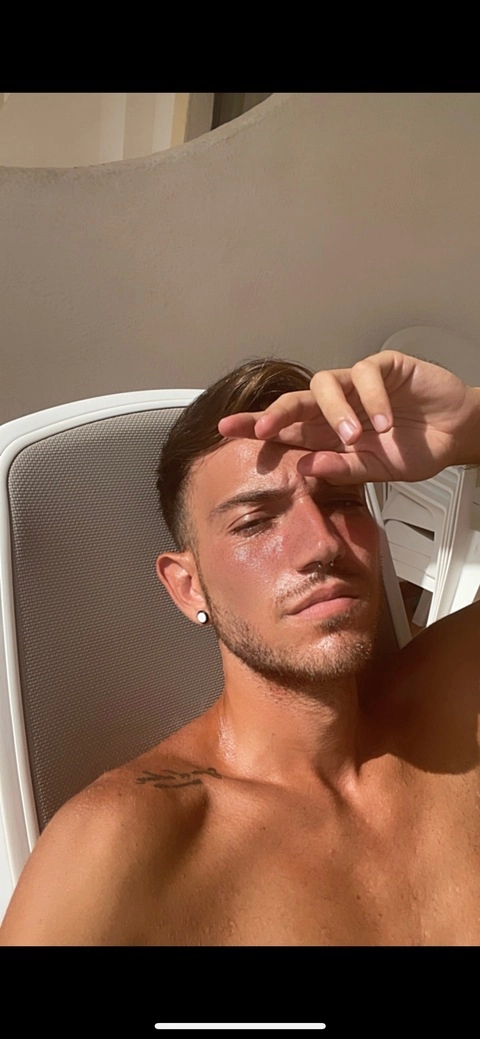 alxxcalero OnlyFans Picture