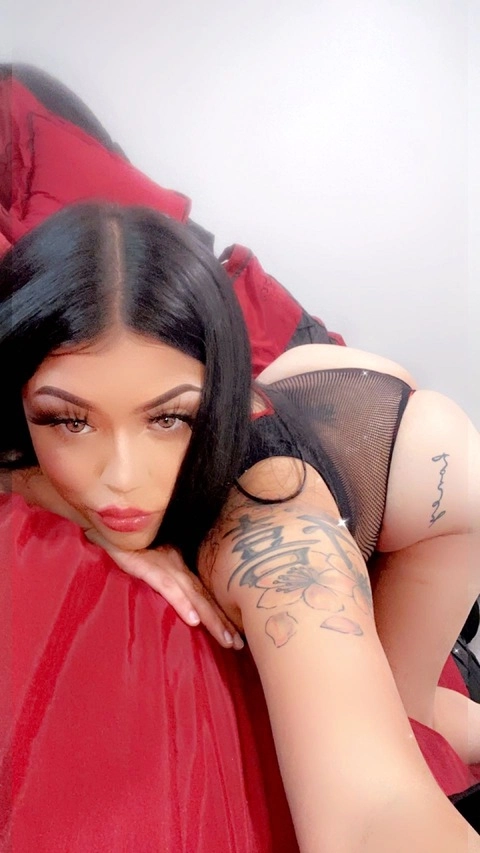 Angelique OnlyFans Picture