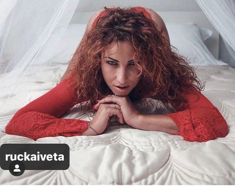 Iveta Rucka - Yvette Cz model 🌹